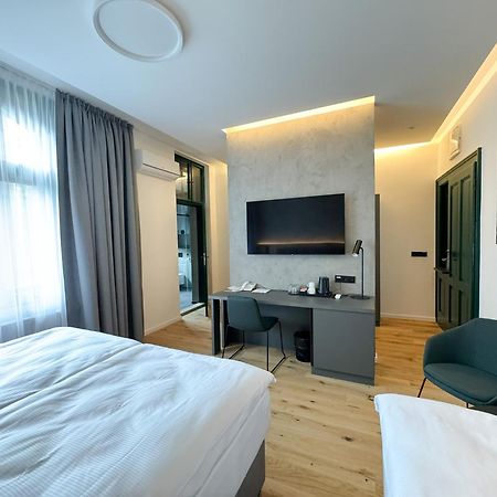 Jan Maria Hotel Ostrava Buitenkant foto