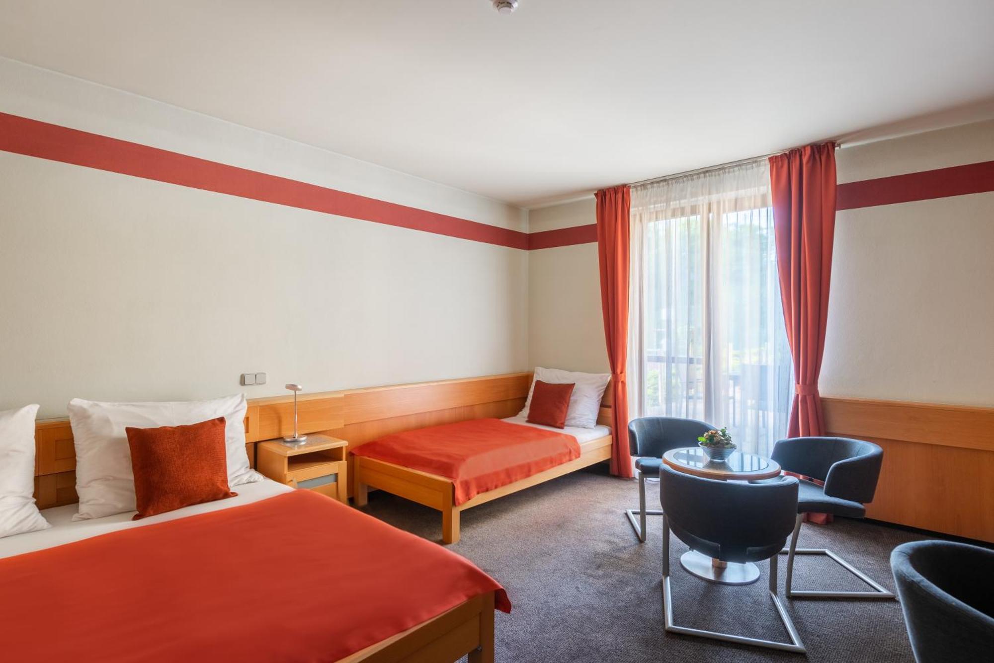 Jan Maria Hotel Ostrava Buitenkant foto