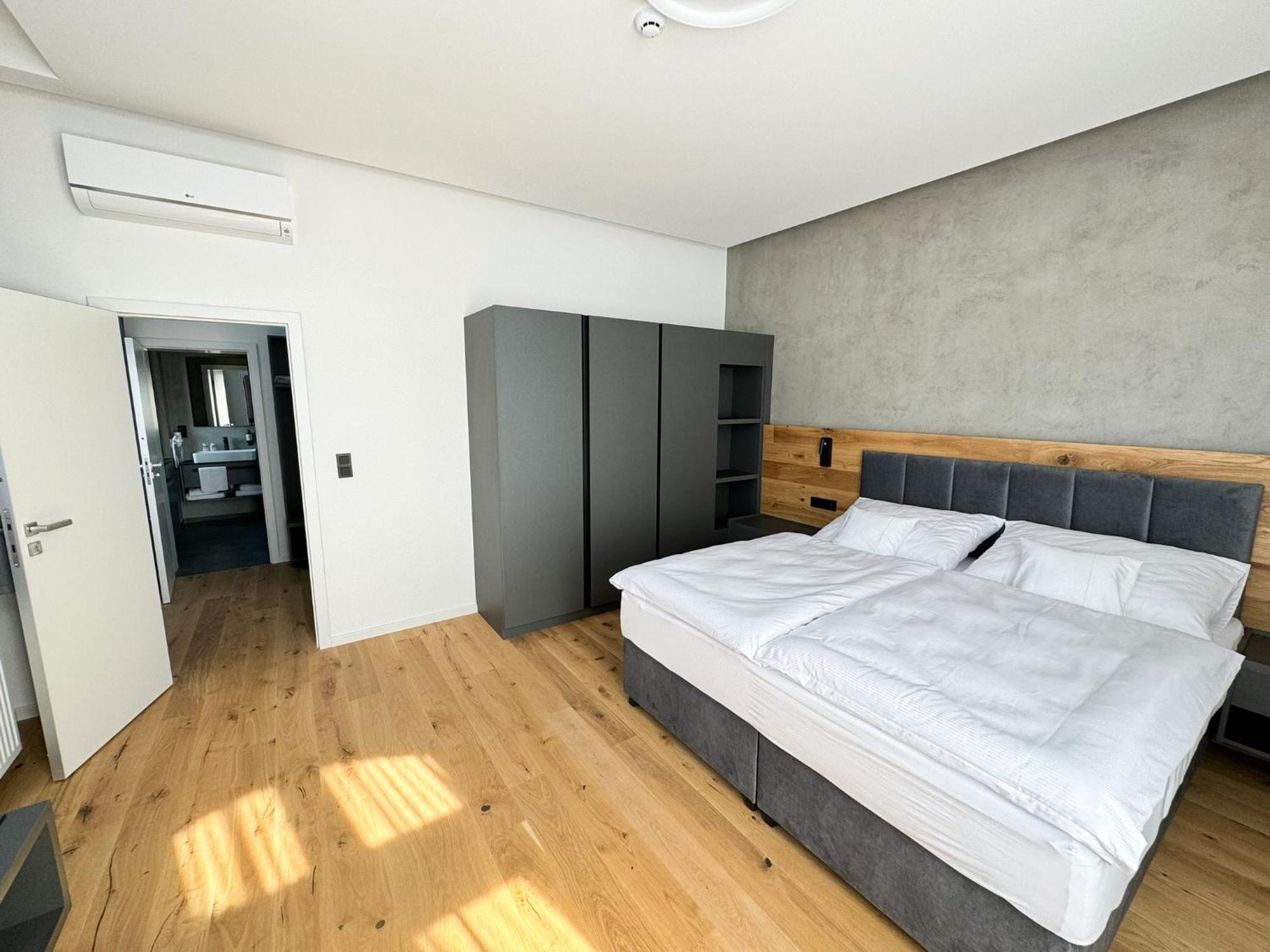 Jan Maria Hotel Ostrava Buitenkant foto