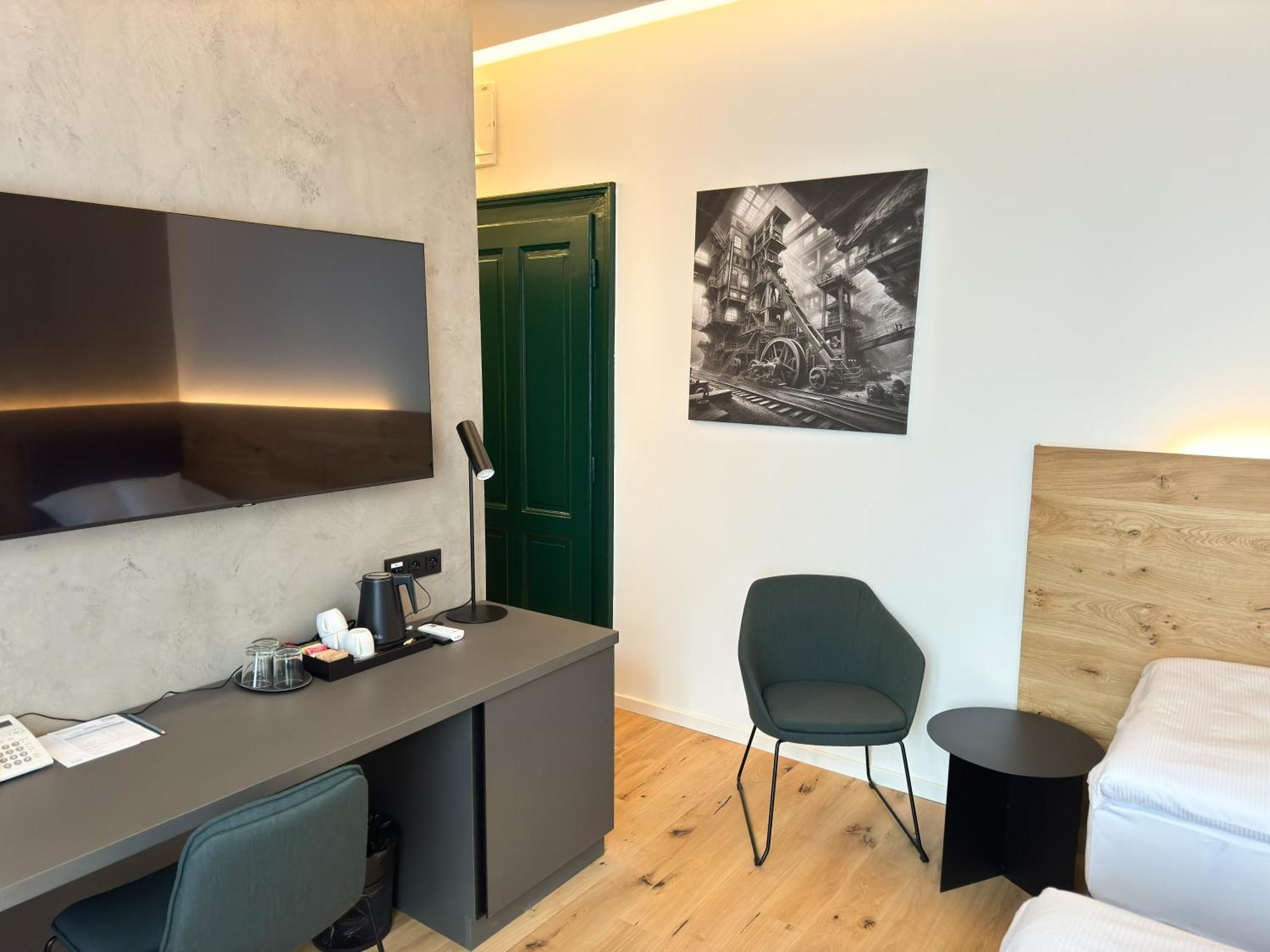 Jan Maria Hotel Ostrava Buitenkant foto