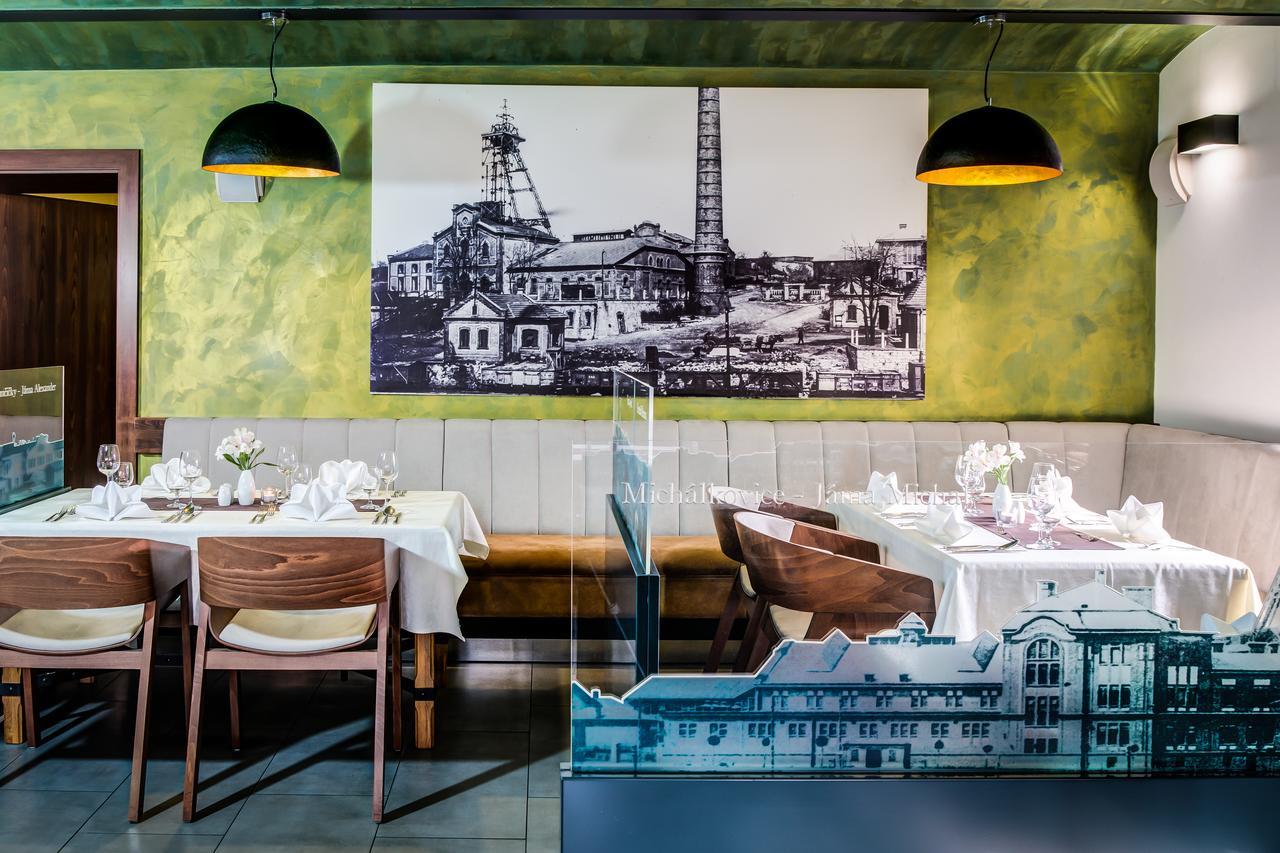 Jan Maria Hotel Ostrava Buitenkant foto