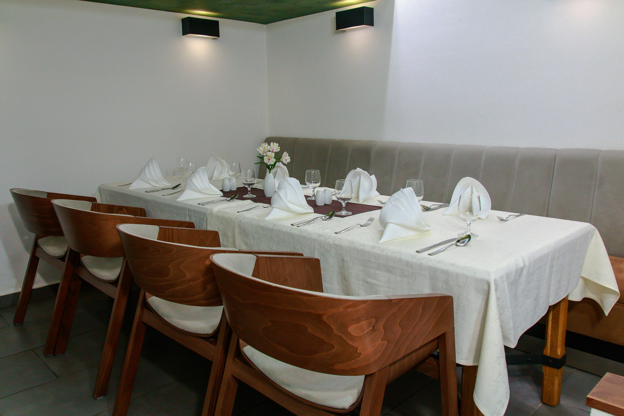 Jan Maria Hotel Ostrava Buitenkant foto